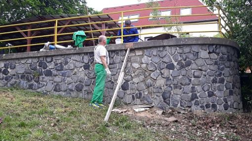 Renovace opěrné zdi terasy